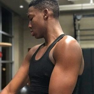 Meet your Posher, Ripvoe